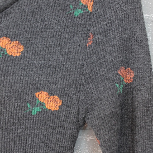 Wildfox Rose Ditsy Hallows Henley Bodysuit XS - Picture 7 of 7